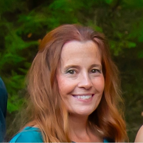 Meet your Posher, Hannah - Picture 1 of 1